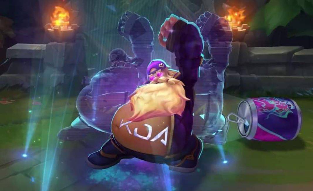 BLG日常训练返图：Bin仔似乎越来越”圆润“了