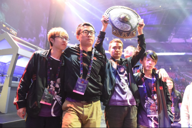 眼见为实！LPL赛区连续两年有四支战队晋级八强