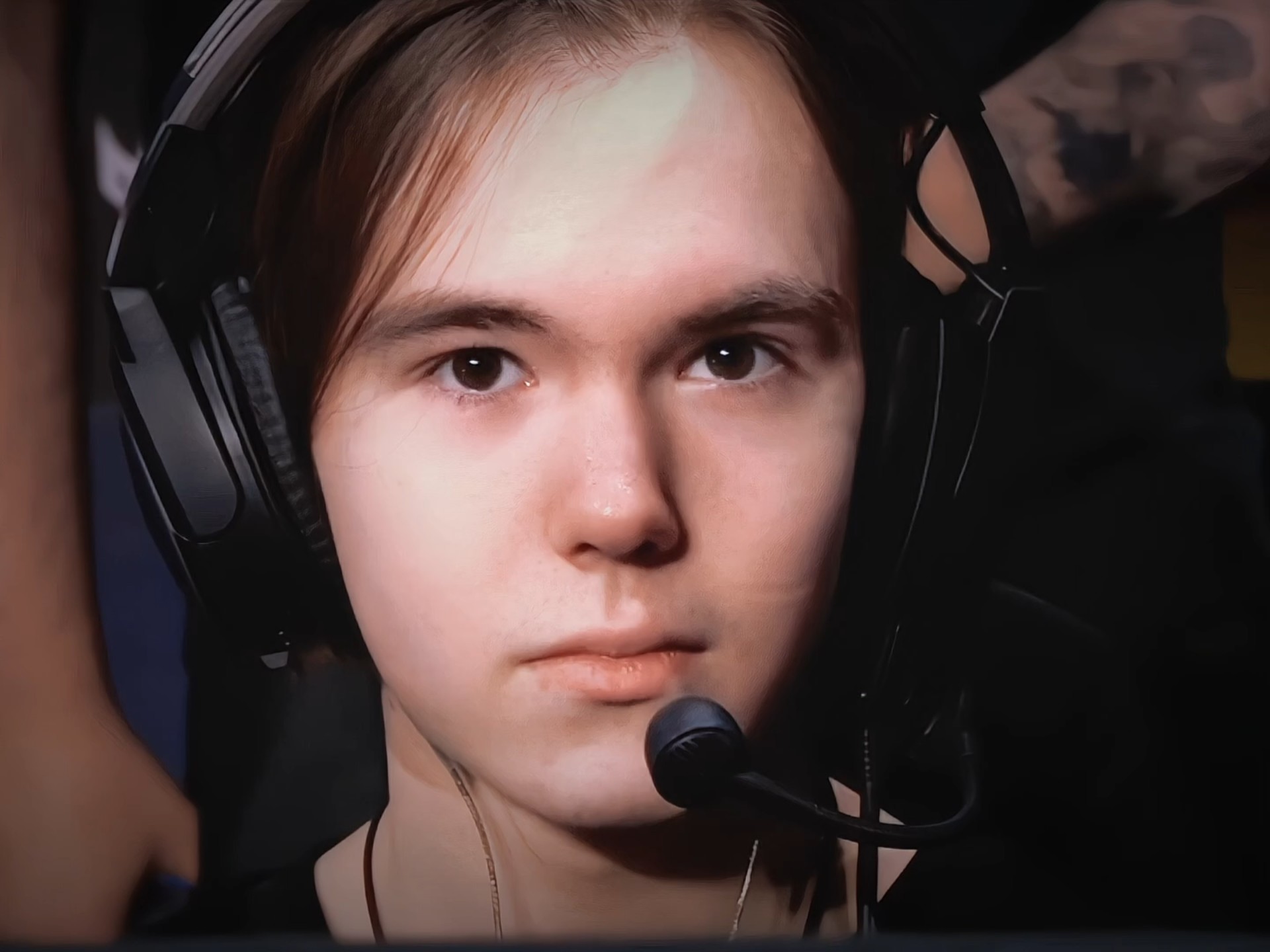 PGL Astana 2025 第一天：精彩比赛、击杀、评论、表情包、网红反应